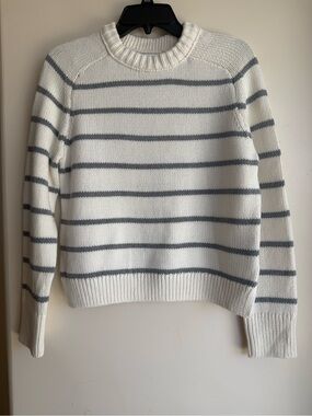 Willow & Wind Striped Crewneck Knit Sweater Size S Cream & Gray